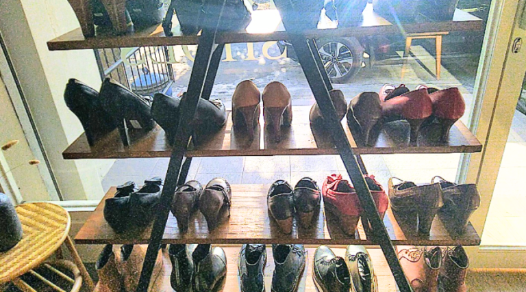 10 Toko Sepatu di Malang Terlengkap dan Terjamin Ori